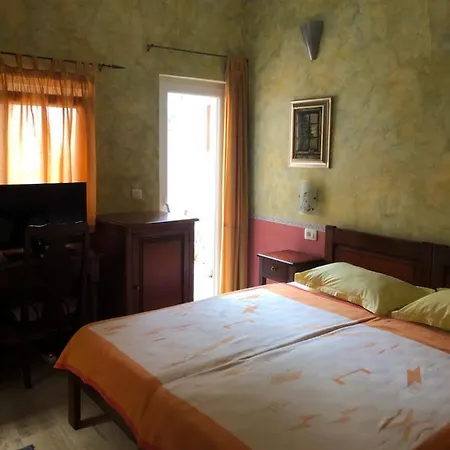 Guest house Botticelli 3*